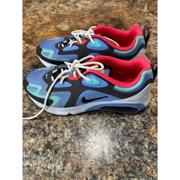 Nike Air Max 200 - Picture 3 of 13